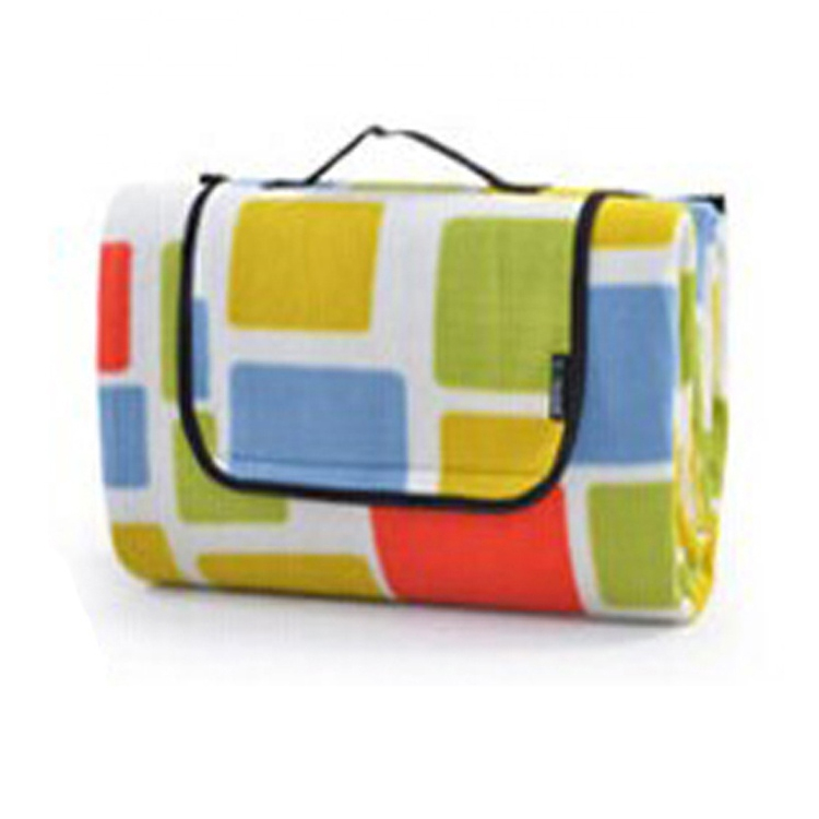 پکنک ہینڈل کے لئے واٹر پروف کی حمایت یافتہ بڑی کیمپنگ چٹائی